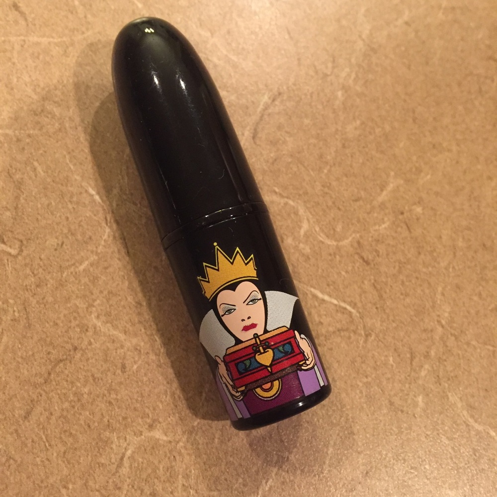 Mac Toxic Tale lipstick